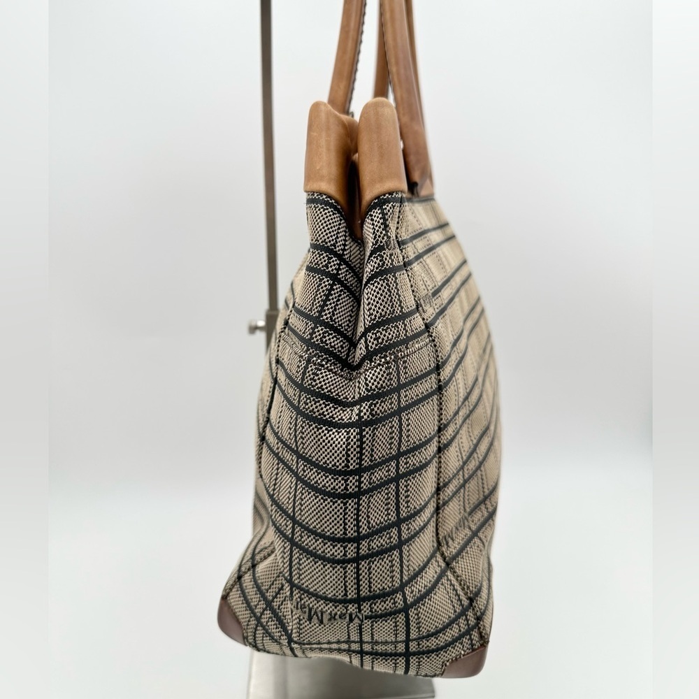 MaxMara Canvas/Leather Monogram Plaid Tote Handbag - Picture 4 of 12
